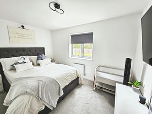 Photo 8- click for photo gallery